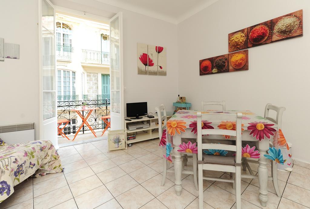 La Romantica Dante Five Stars Holiday House Nisa Exterior foto