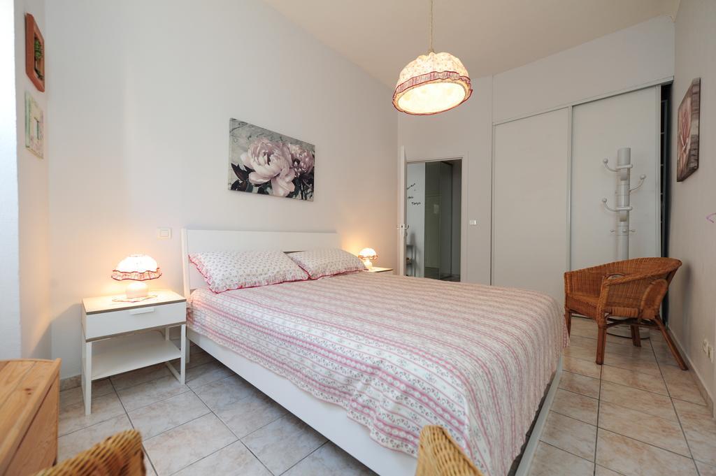 La Romantica Dante Five Stars Holiday House Nisa Exterior foto